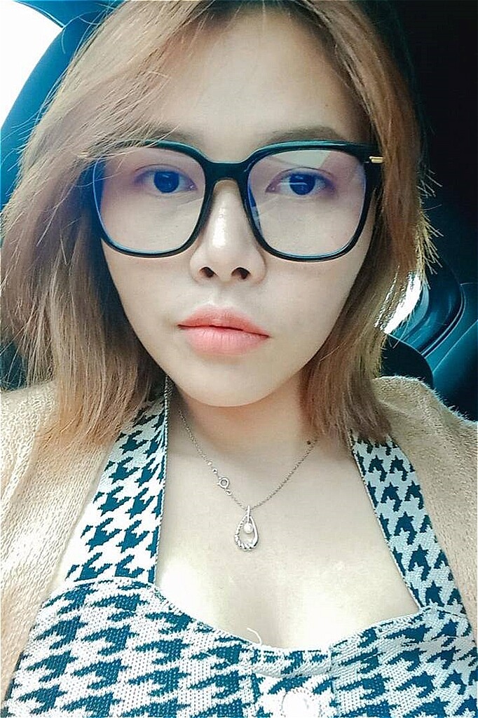 女性会員：190 初婚 女性会員 26歳～30歳 